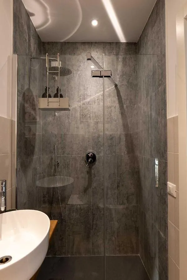 Smart Guesthouse Termini Rome